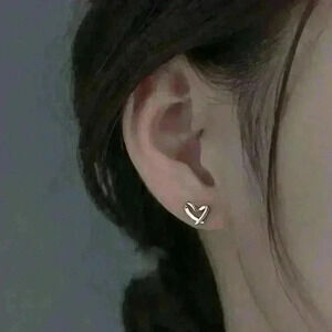 Minimalist Dainty 925 Sterling Silver Heart Stud Earrings